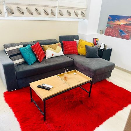 Royal Red Suite No 1, Piraeus Port Екстер'єр фото
