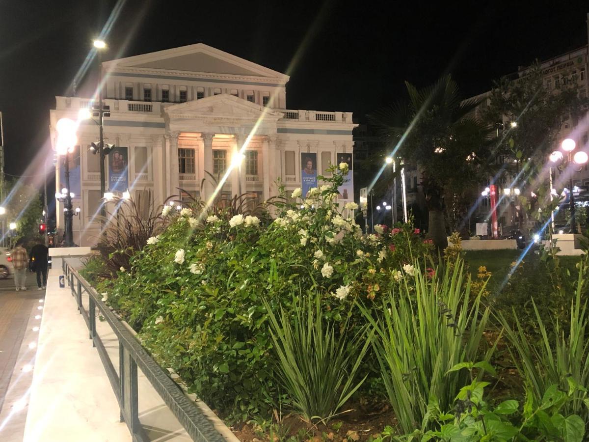 Royal Red Suite No 1, Piraeus Port Екстер'єр фото